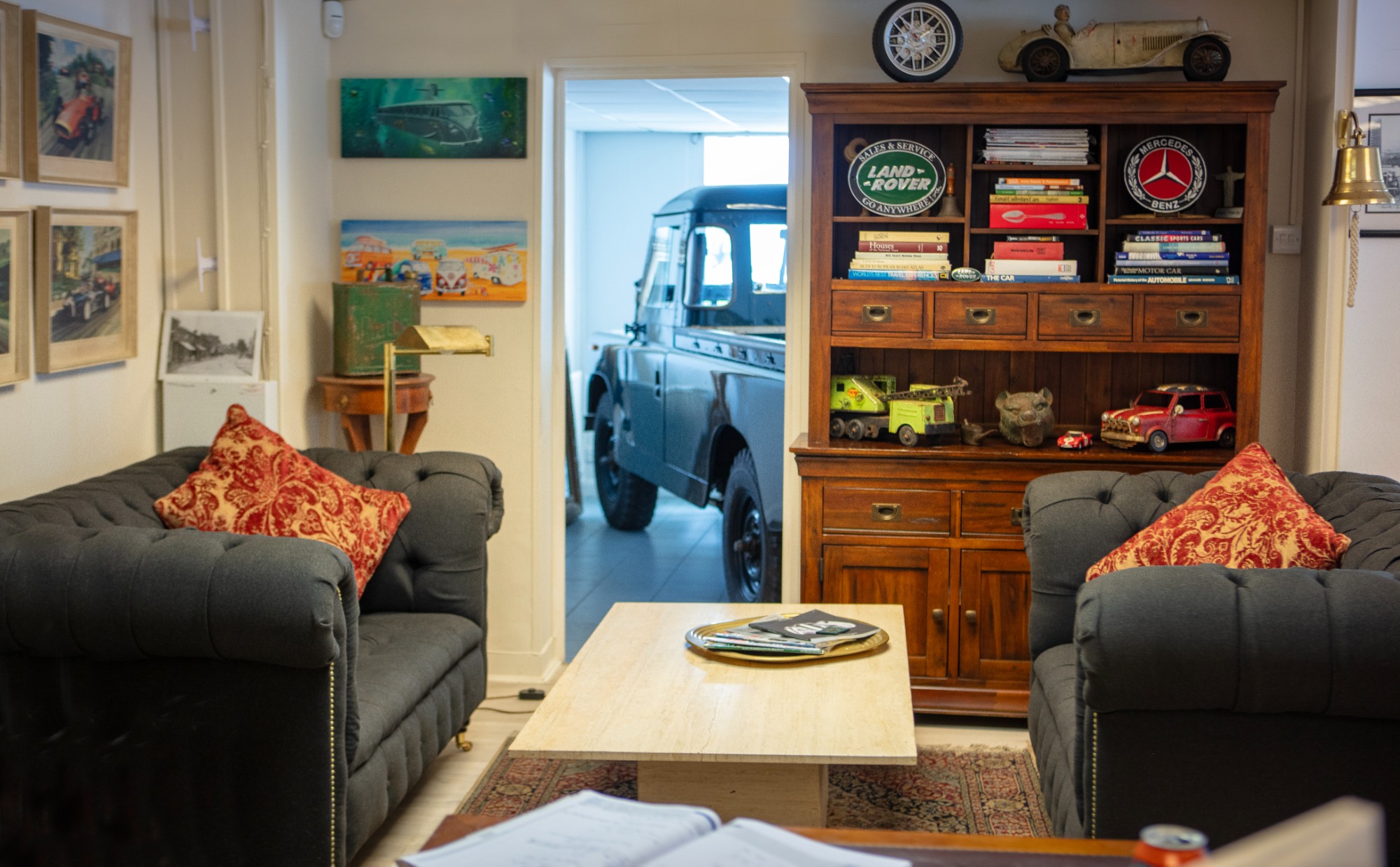 Hardy's of Hampton Court